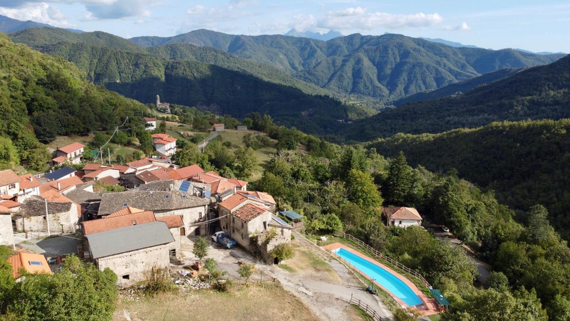 Agriturismo Montagna Verde Apella Licciana Nardi Ngoại thất bức ảnh