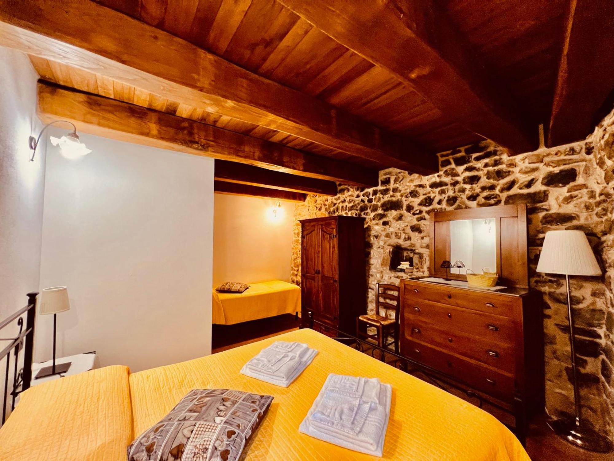 Agriturismo Montagna Verde Apella Licciana Nardi Ngoại thất bức ảnh